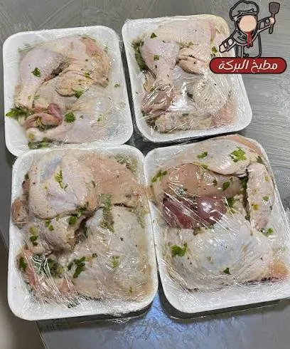 فرخة متبلة بالتتبيلة المصرية جاهزة للشوي