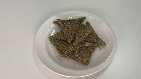 سمبوسك جبنة بالزعتر