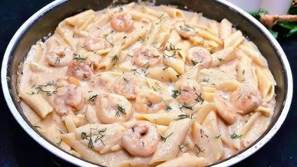 مكرونة بالجمبري وايت صوص